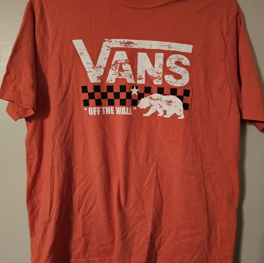 Good Condition Vans coral size M shirt